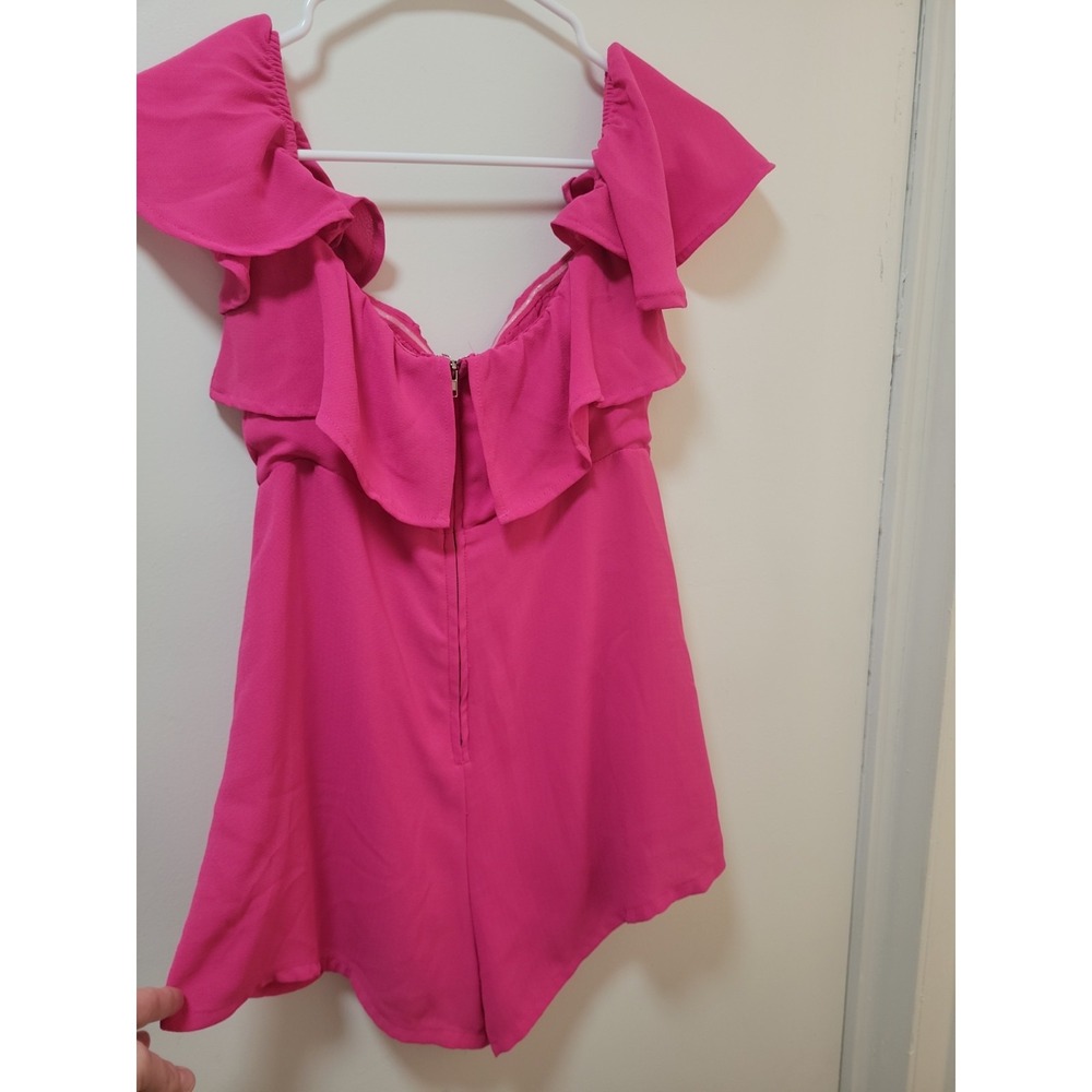 Luxxel Pink Off-Shoulder Ruffle Chiffon Lined Romper M Flutter Sleeve Back Zip - Picture 2 of 10